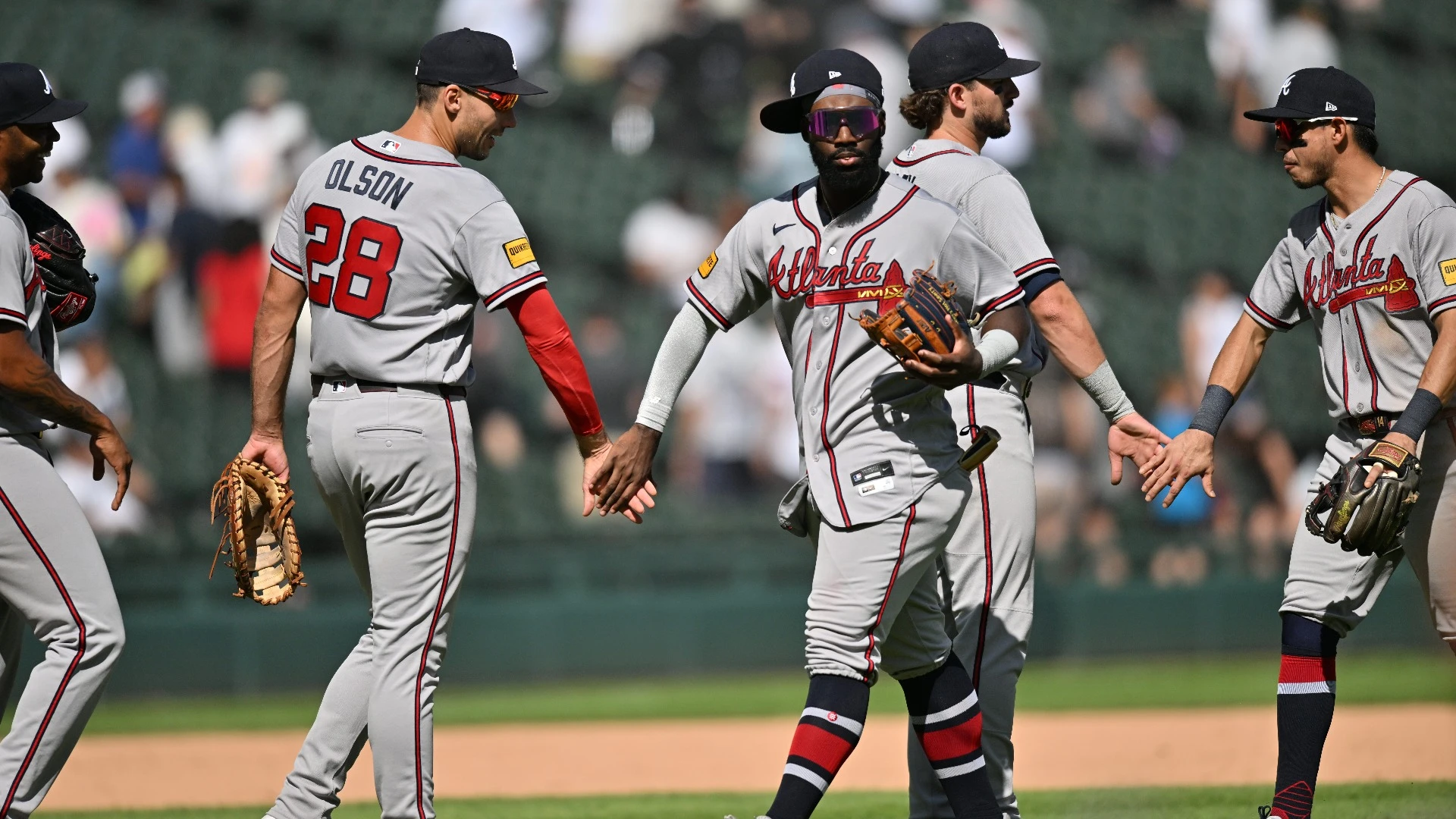 Braves Triumph Over White Sox Before Crucial Series With Brewers