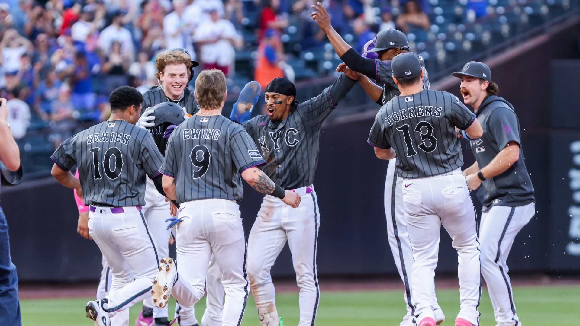 Mets vs. White Sox: NY's Surpise Post-Deadline Turnaround