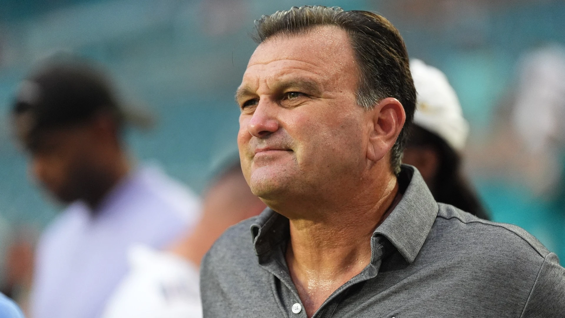 Drew Rosenhaus Helps Negotiate NFL Players Back to College