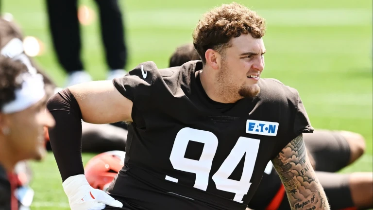 Cleveland Browns' Defensive Strength Amid Roster Changes