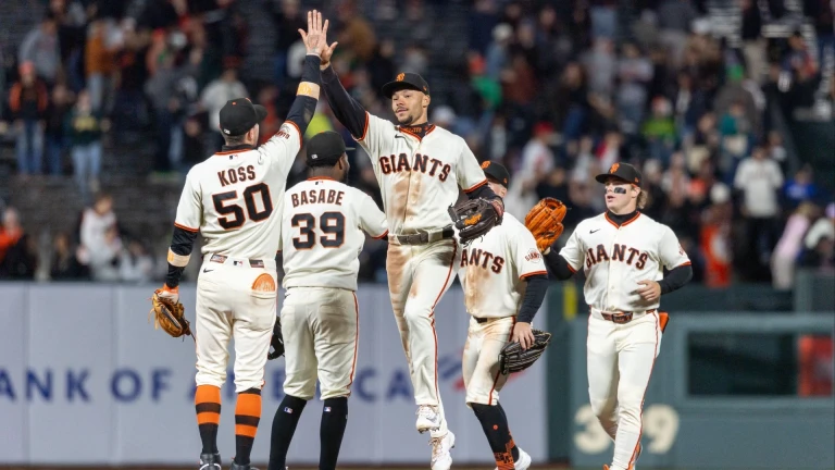 Giants Battle Reds; Padres Looks to Bounce Back vs. Pirates