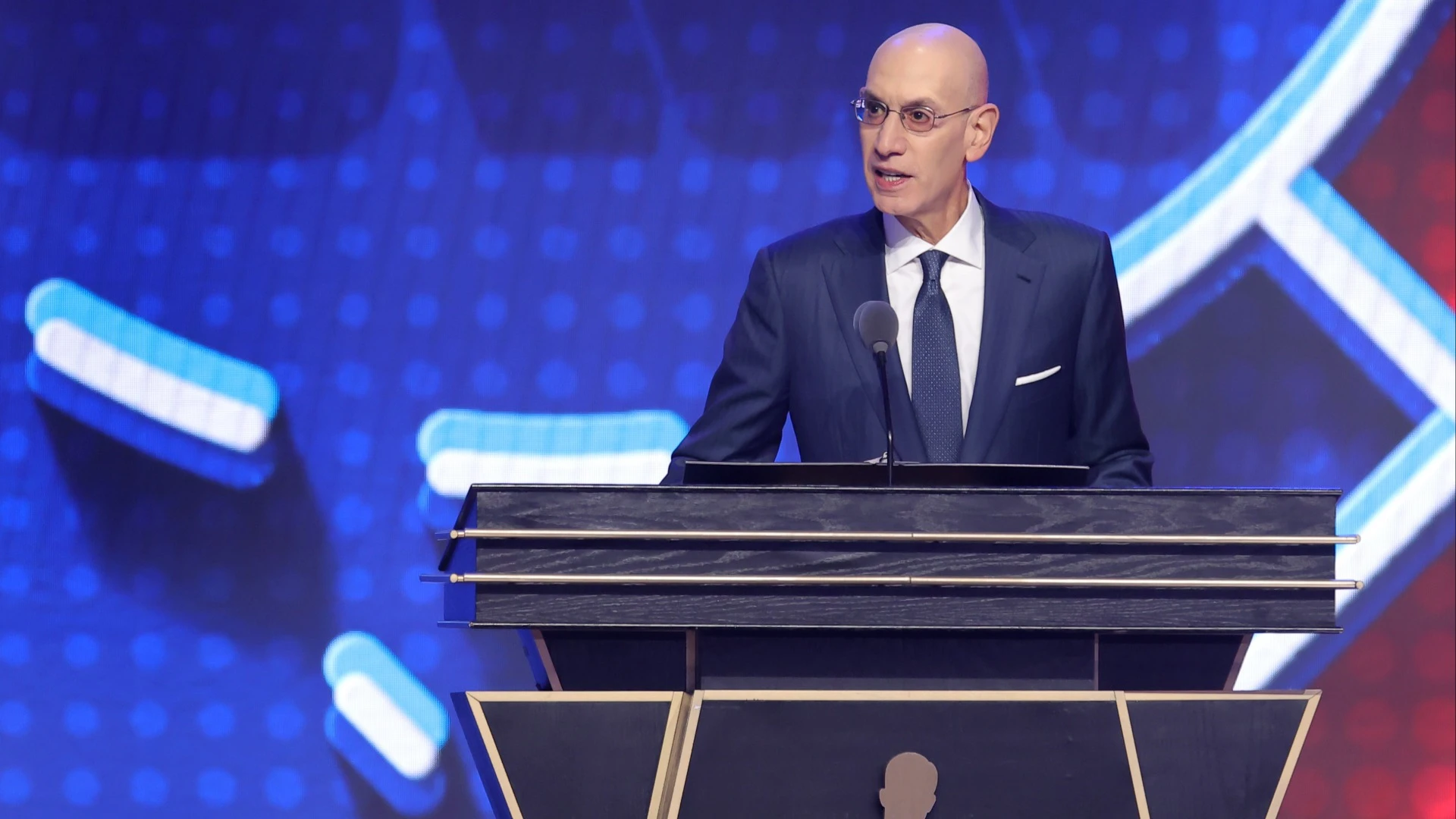 Assessing NBA Officiating Bias: Impact on Game Integrity