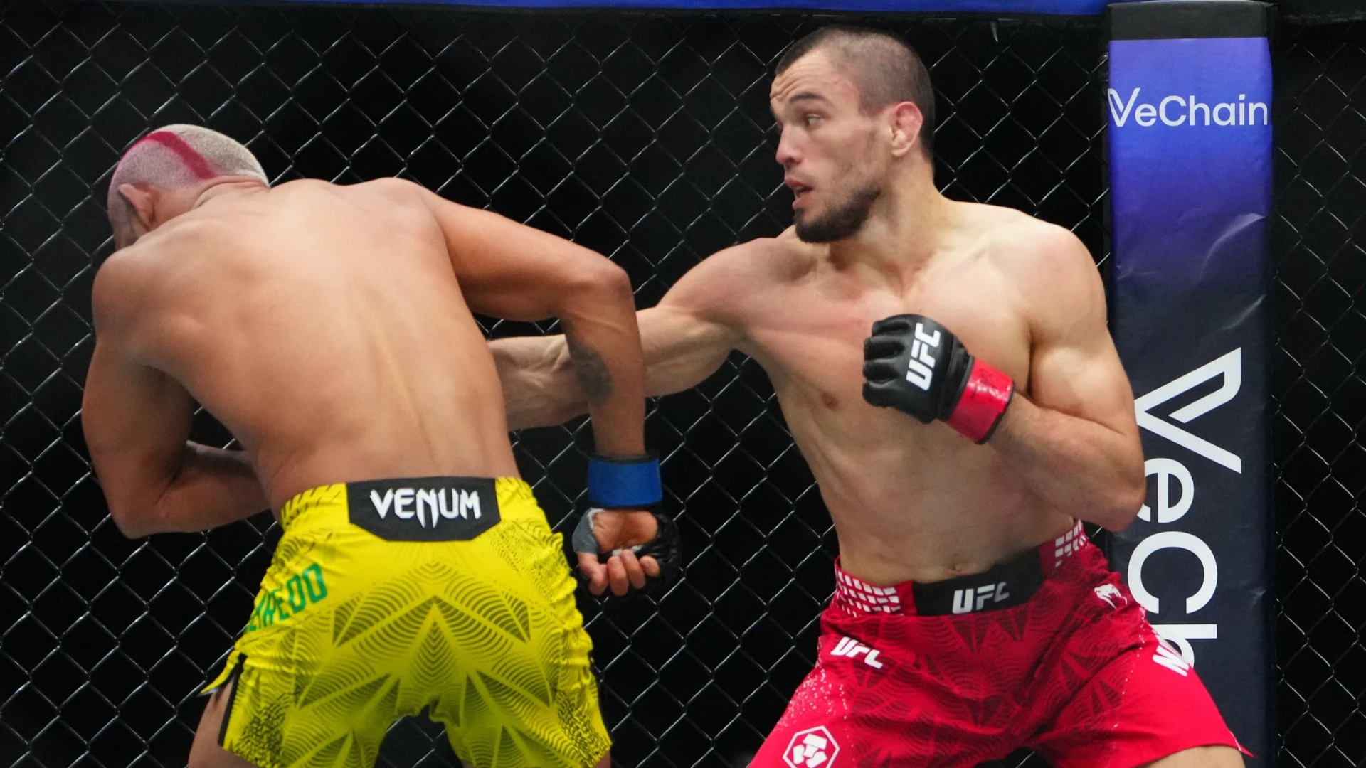 Analyzing Umar's Fighting Style and Matchup Challenges