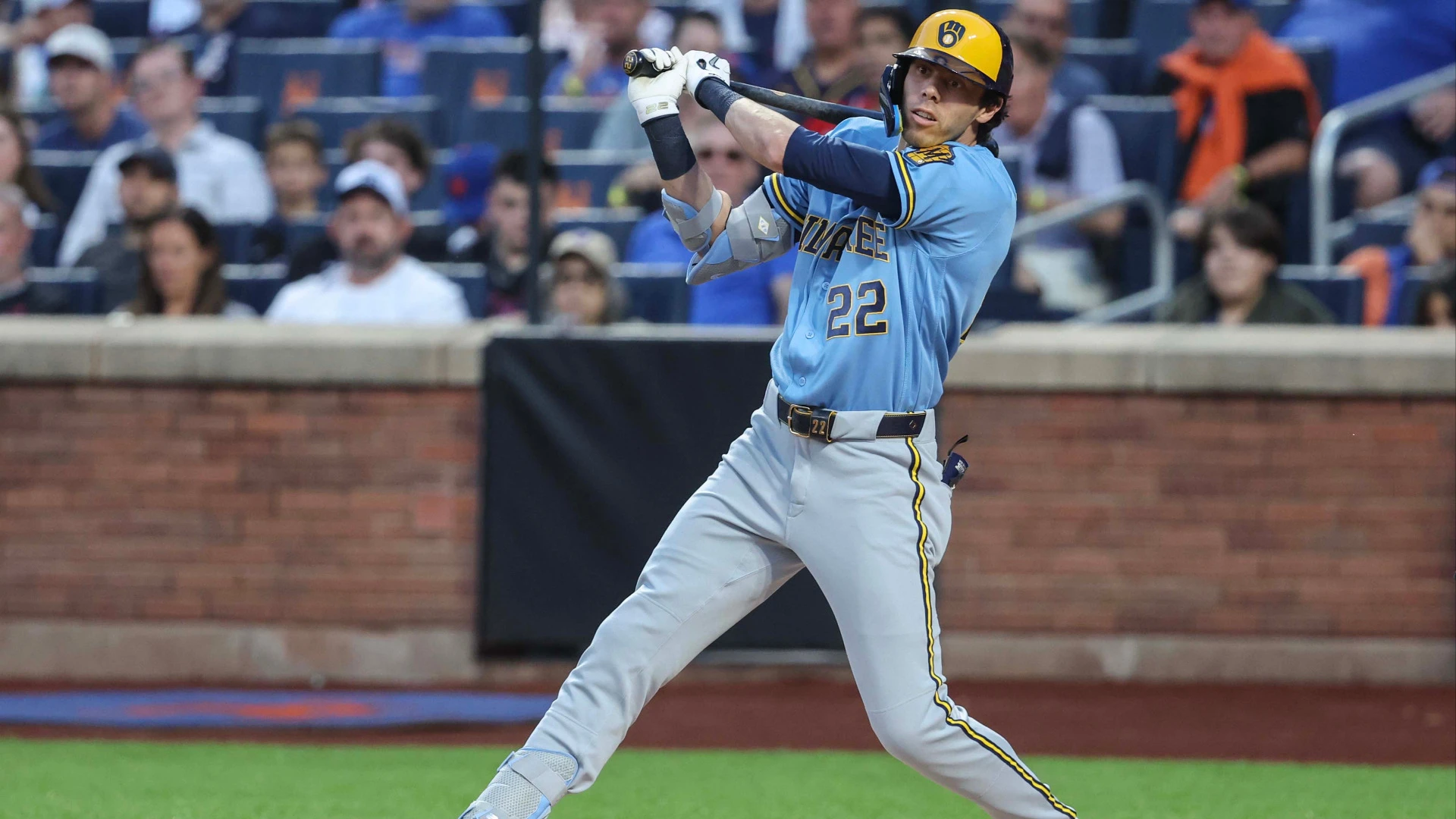 Brewers vs. Cubs: Key MLB Matchup as Playoff Race Heats Up