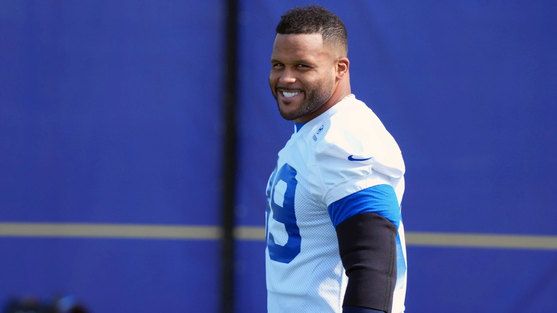 Aaron Donald Returns to Rams with $20 Million Deal