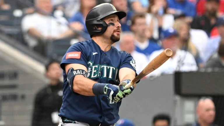 Cal Raleigh's Turnaround Powers Seattle’s Late Season Surge