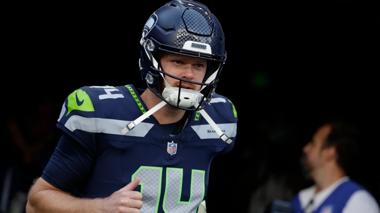 Sam Darnold Injured, Won't Play vs. Arizona; A.J. Brown Out