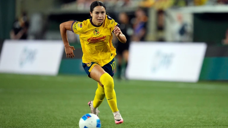 Scarlett Camberos Shines in America vs. Tigres Showdown