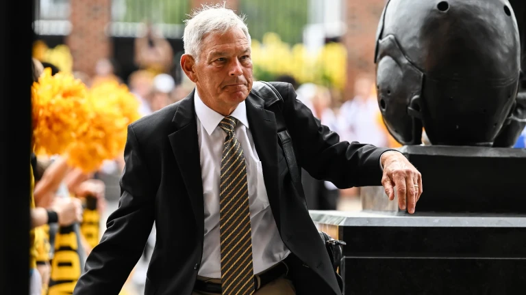 Iowa vs. Iowa State Cyhawk Rivalry Clash 2026 Preview