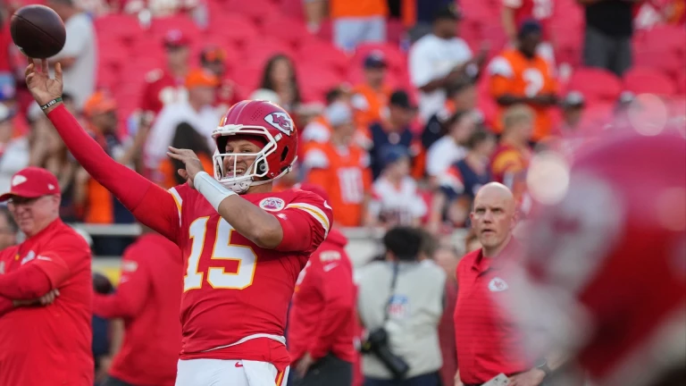 Patrick Mahomes Returns from Injury: Season Opener Focus