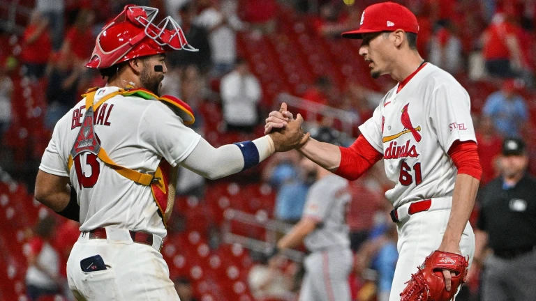 Cardinals, Marlins Race for .500 as MLB Season Ends