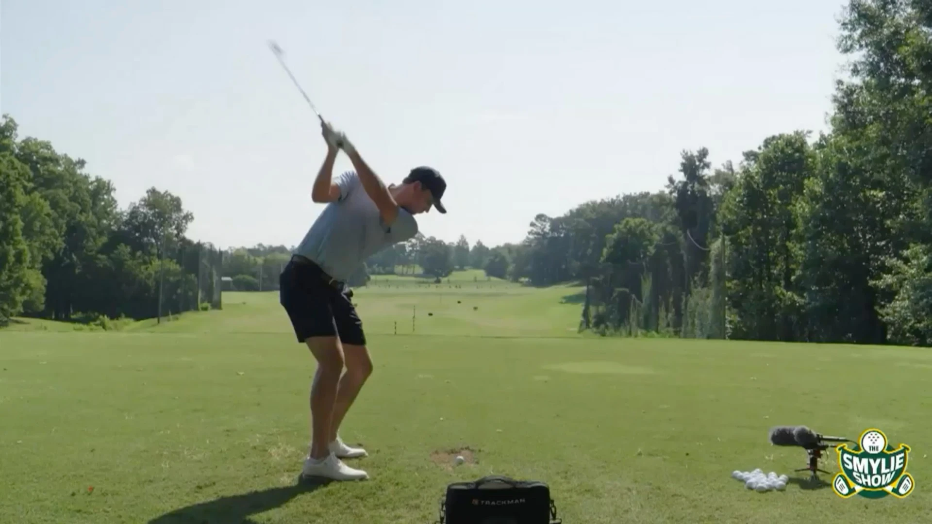 Mastering Golf Swings: Tips & Insights from Michael Jolly