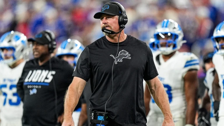 Lions' Defense Struggles: Can They Make the Playoffs?