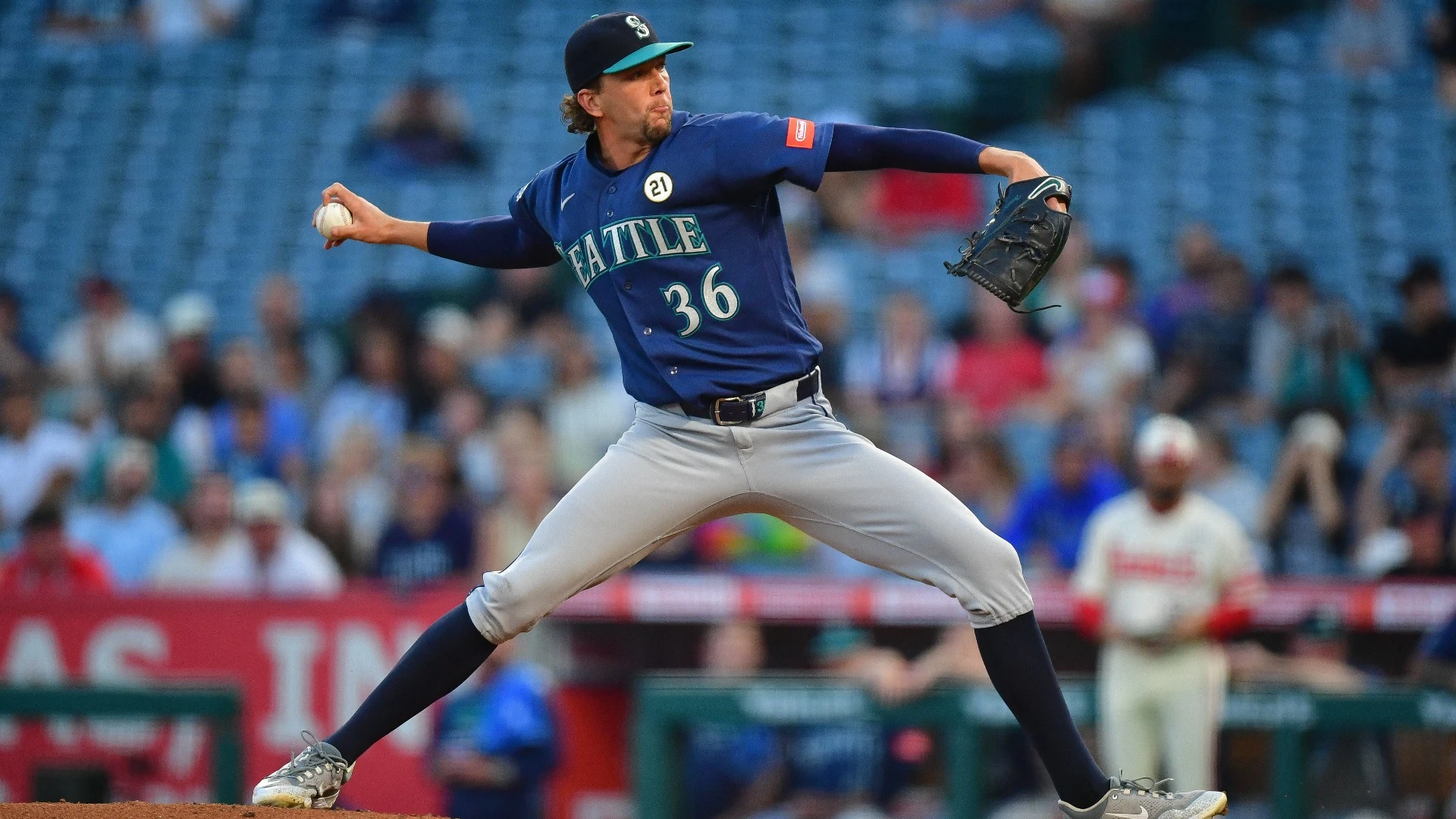 Houston Astros Tough Match Against Logan Gilbert in Seattle