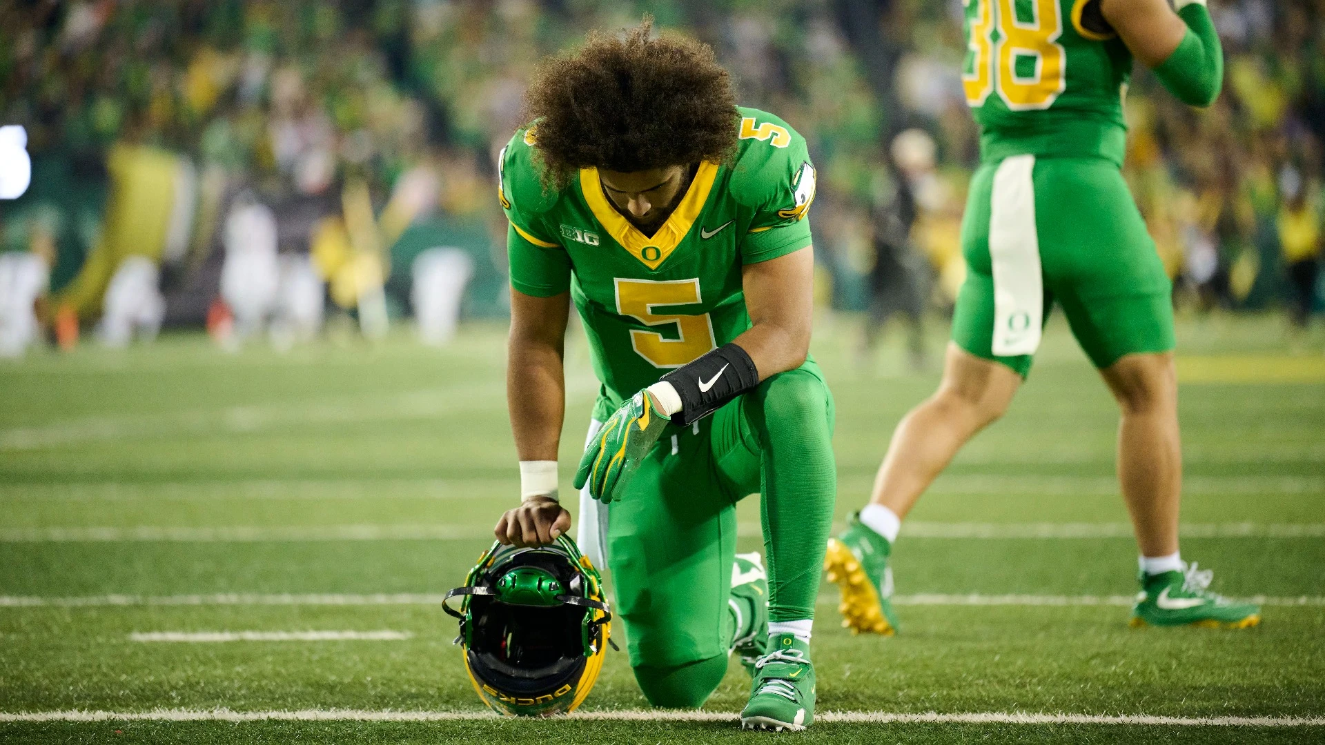 USC Trojans vs. Oregon Ducks: Betters Edge on Notorious Rivalry