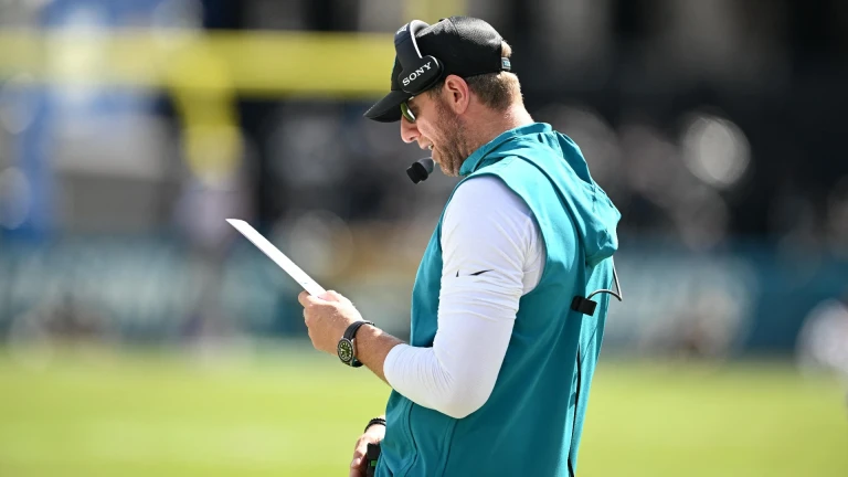 Liam Coen Continues to Excel as Head Coach, Patriots Struggle