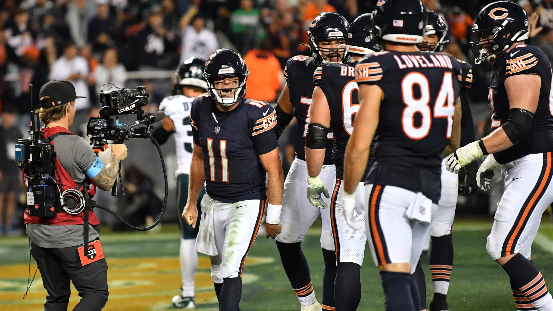 Chicago Bears Defense Shines in Key Win Over Eagles