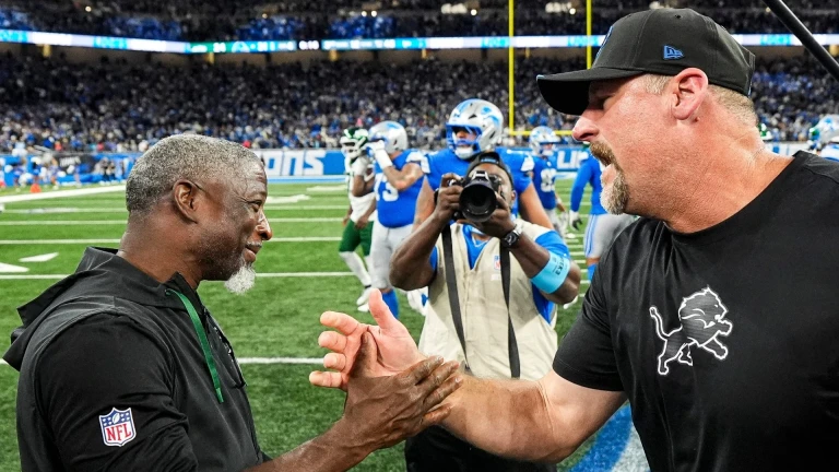 Aaron Glenn's Coaching Evolution: Lessons Learned From Year 1 & 2