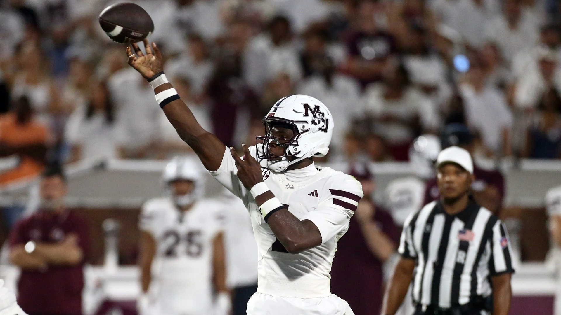 Kamario Taylor's Breakout as the Top QB in College Football
