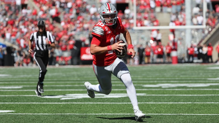 Big 10 College Showdown: Ohio State vs. Iowa Analysis