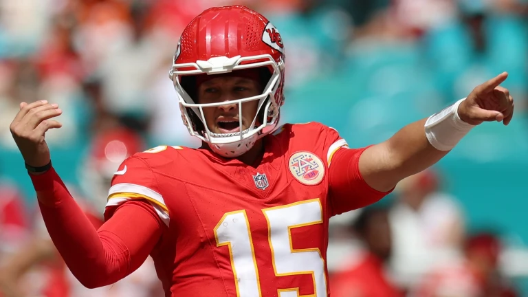 Chiefs vs Raiders: A Riveting NFL Rivalry Showdown
