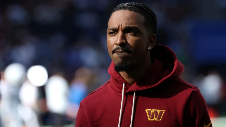 NFL Injury Updates: QB Choices & Injuries for Key Players