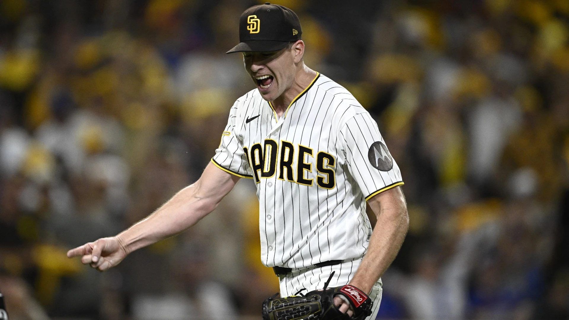 Brewers vs. Padres Showdown: Insights & Expectations
