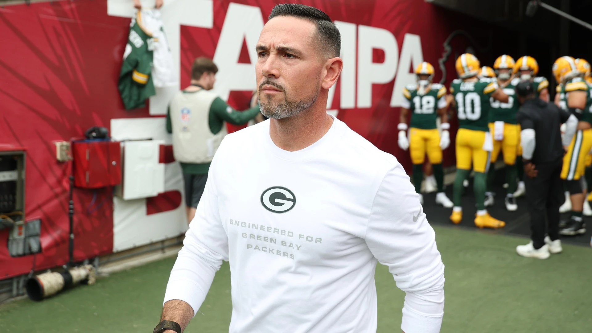 Bears vs. Packers: A Must-Win Showdown at Lambeau!