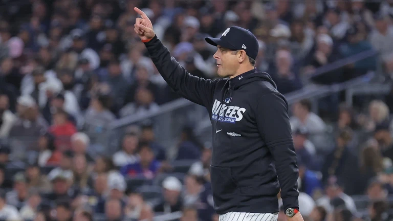 Aaron Boone's Struggles and Yankees' Future Outlook