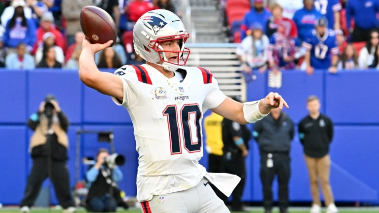 Raiders Face Patriots Outdoors: Game Analysis & Outlook