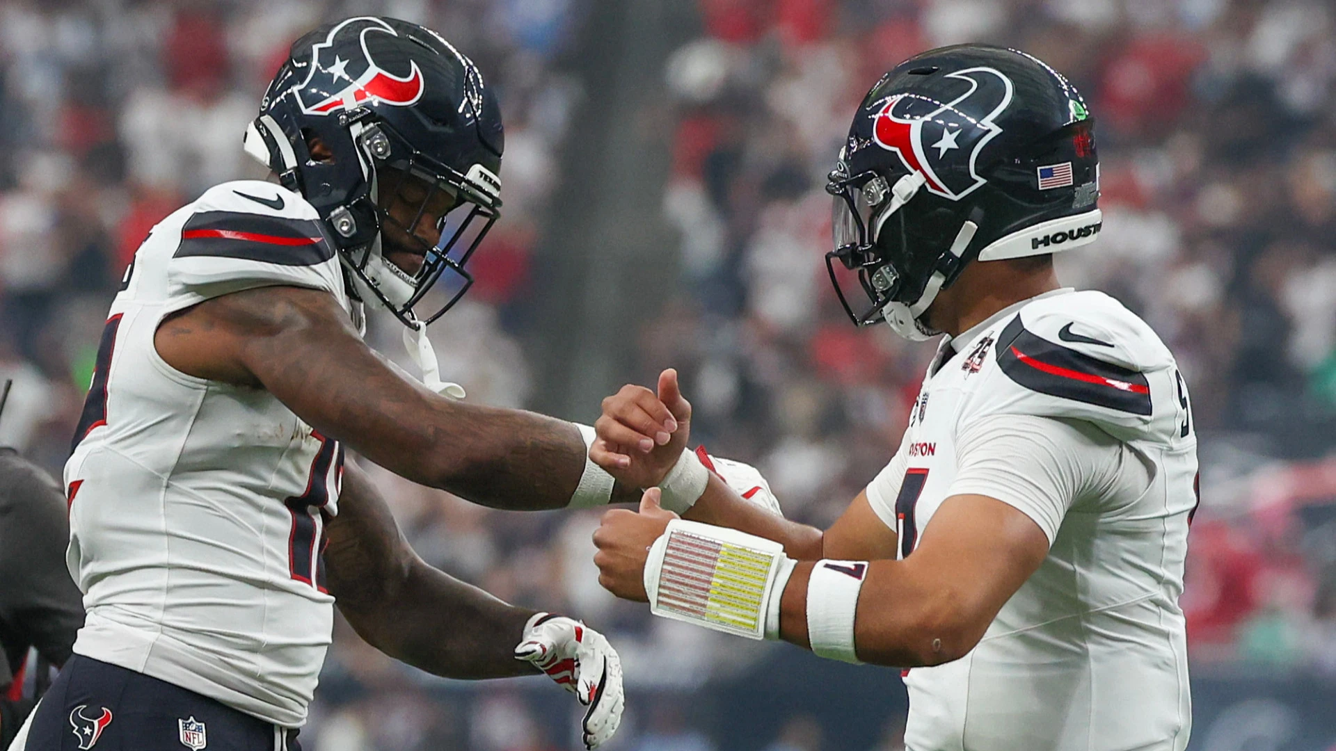 Houston Texans Take On Titans: Playoff Hopes Alive