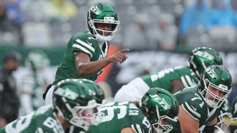 Expert NFL Betting Tips: Best Bets, Underdogs & First Scores