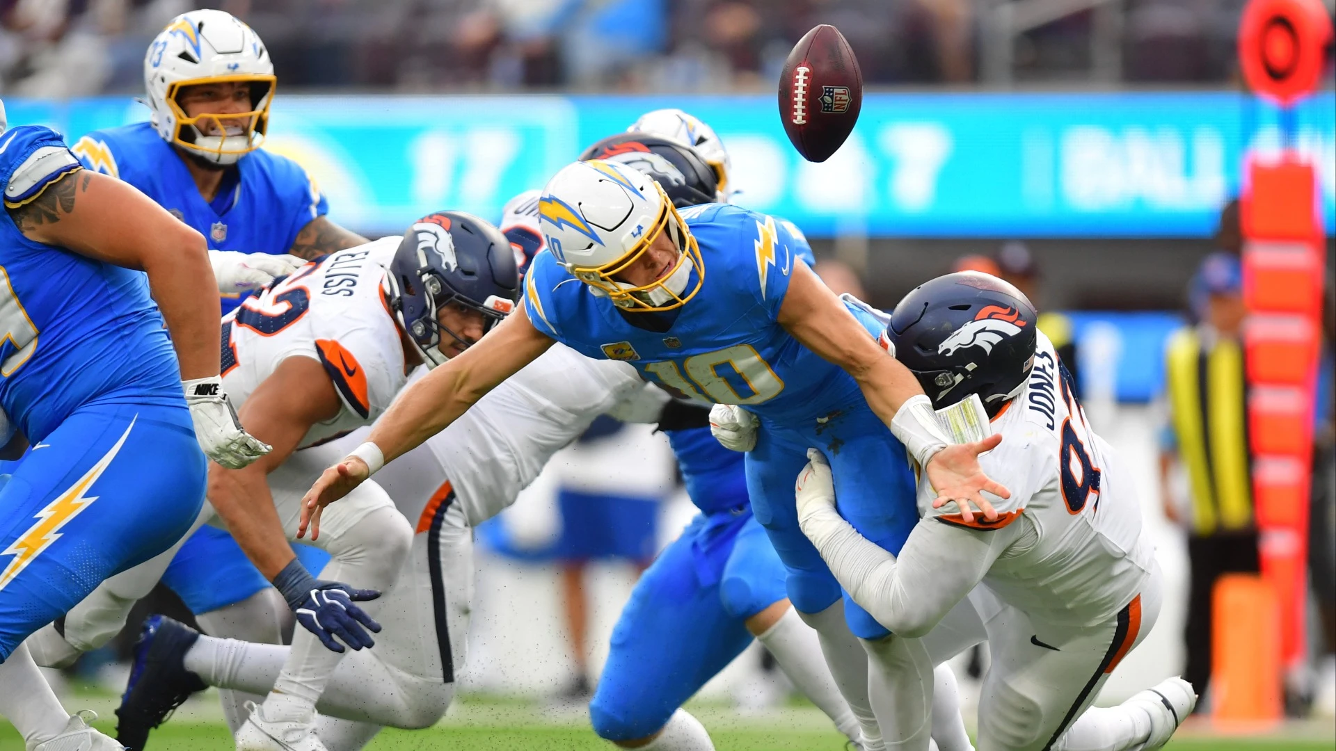 NFL Teams Struggling: Los Angeles Chargers' Continued Woes