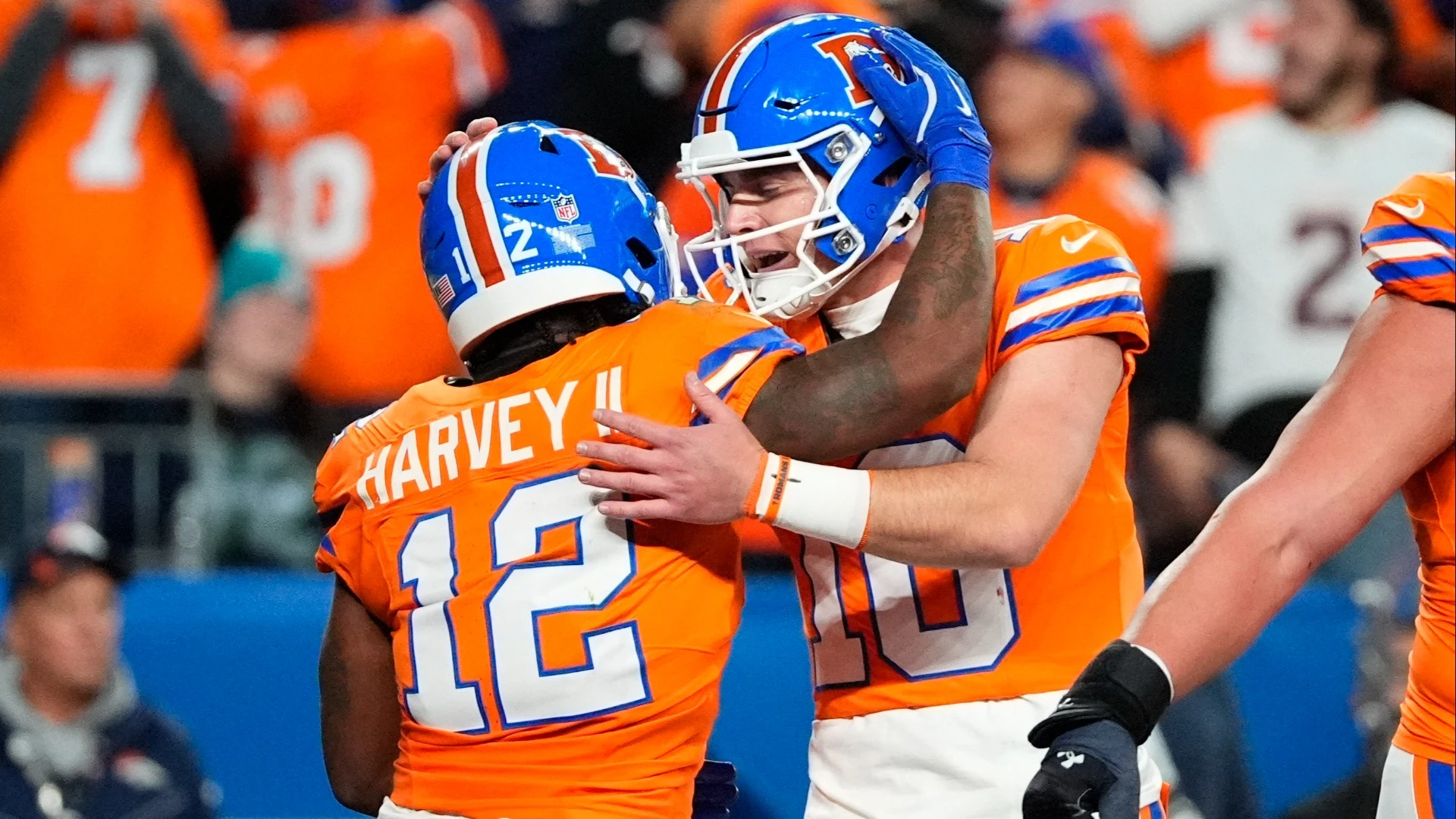 Broncos Beat Seahawks Despite Dismal Quarterback Play