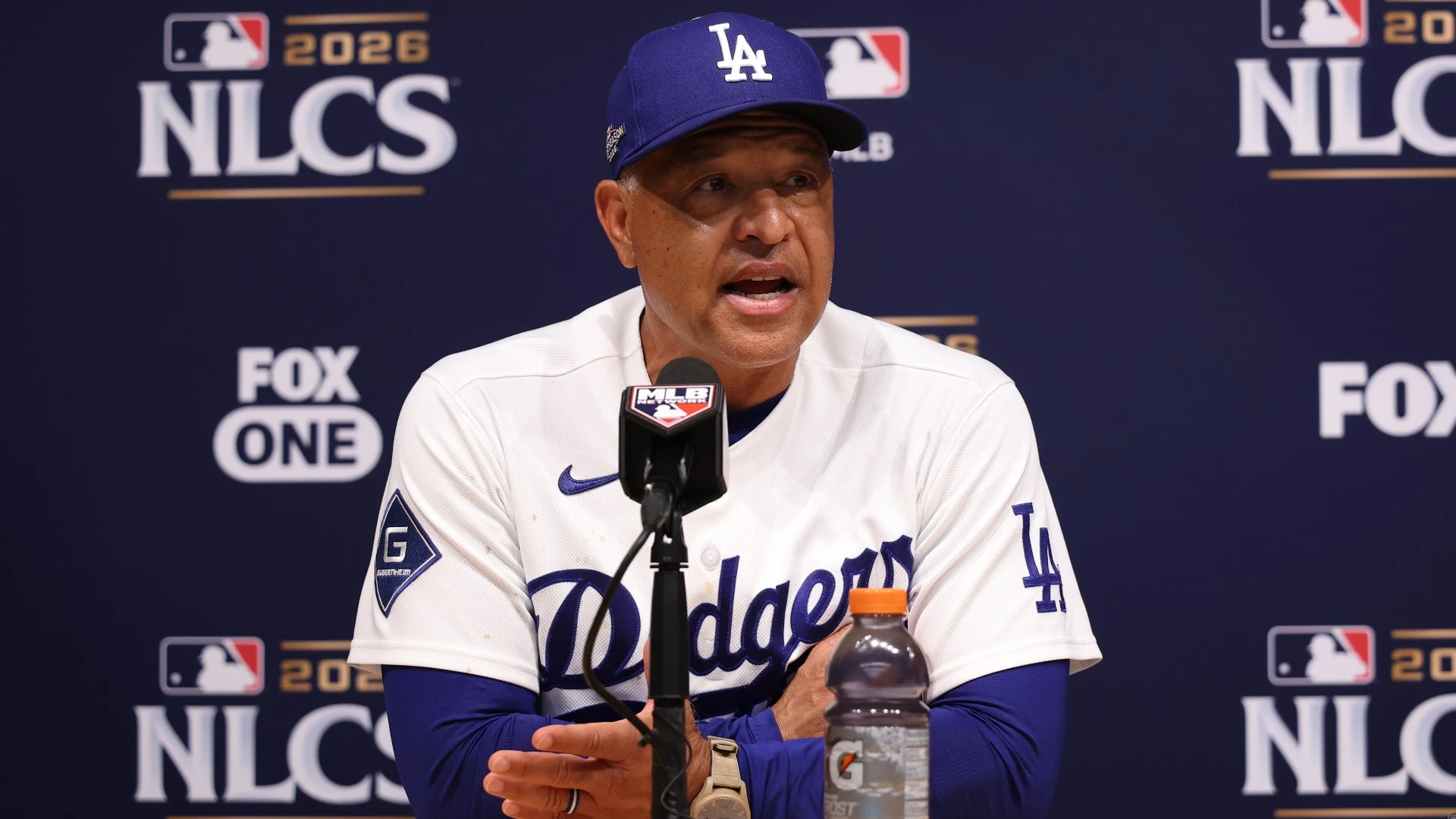 Dodgers' Golden Era: Dave Roberts and Global Fandom