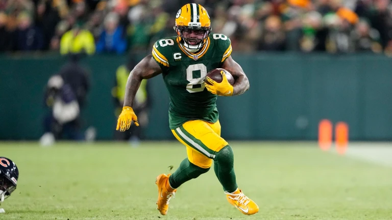 Packers' Josh Jacobs Return Could Fuel Playoff Run