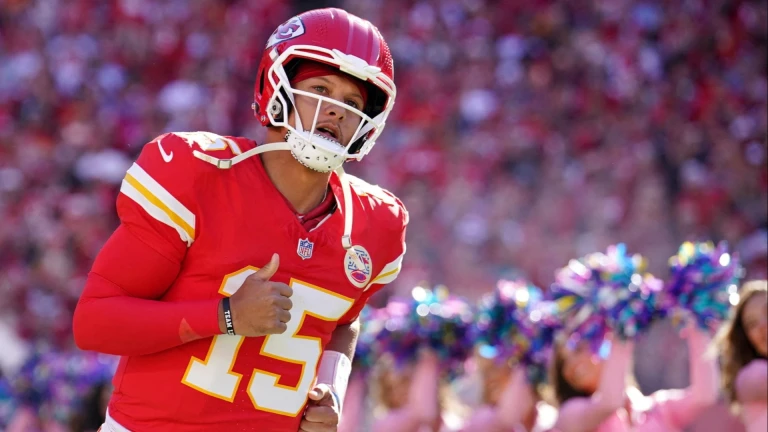 Chiefs vs. Seahawks: Sunday Night Betting Outlook & Odds