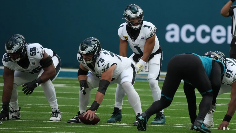 NFLPA Probes Eagles' Medical Care of Jalen Hurts in London