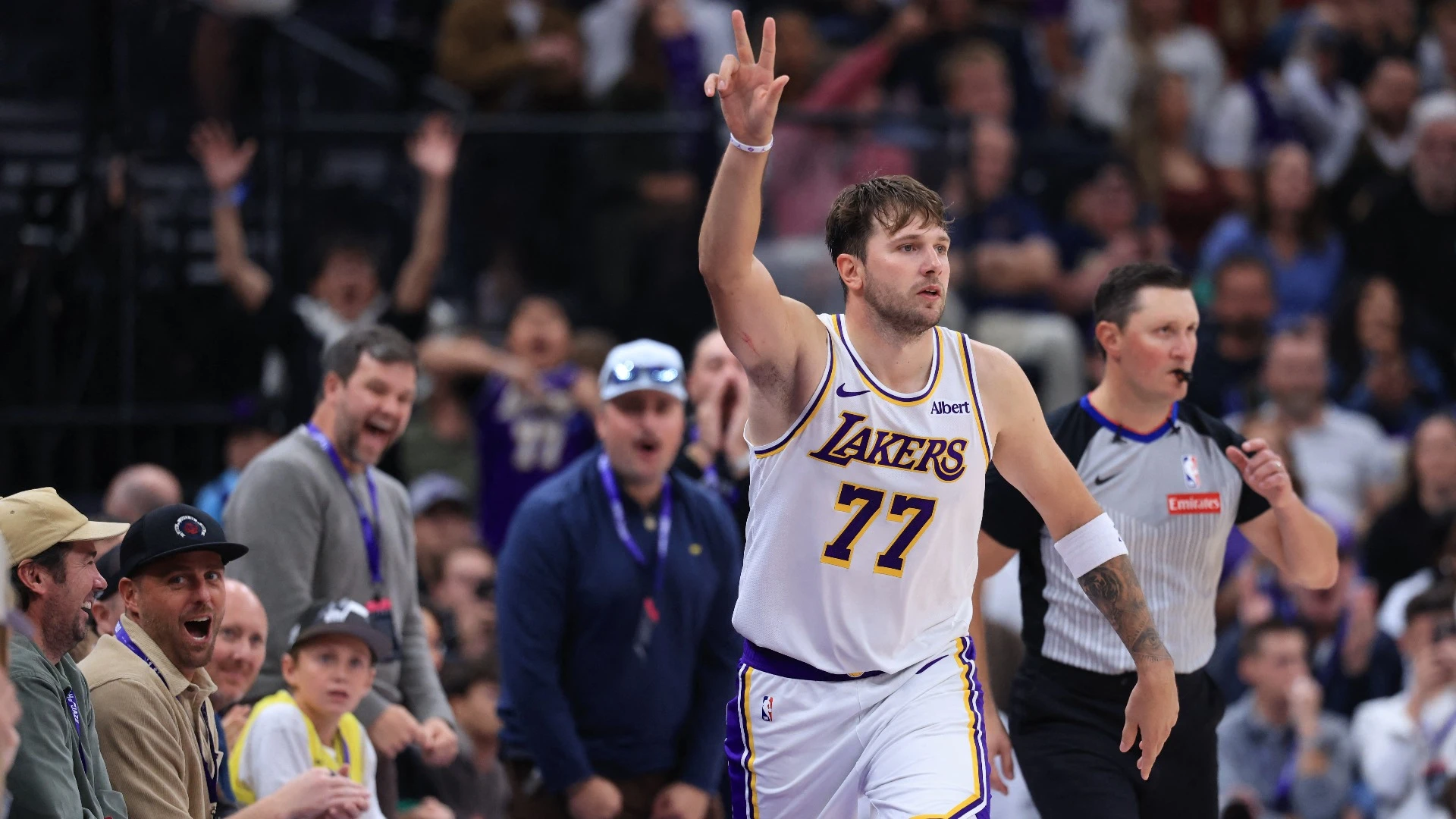 Lakers vs. Trail Blazers Betting Odds & Picks Analysis