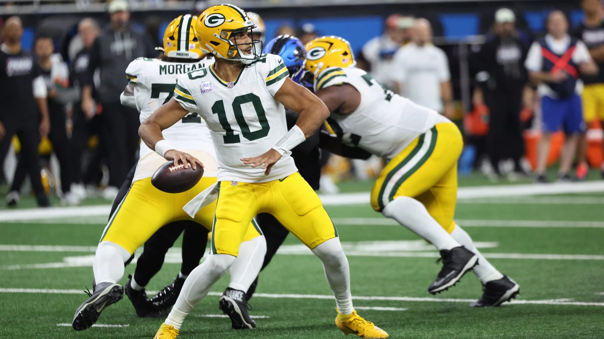 Packers vs. Panthers Week 8 Preview, Picks and Props