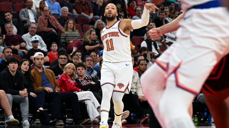 NBA Showdown: New York vs. Philadelphia - Key Players & Odds!