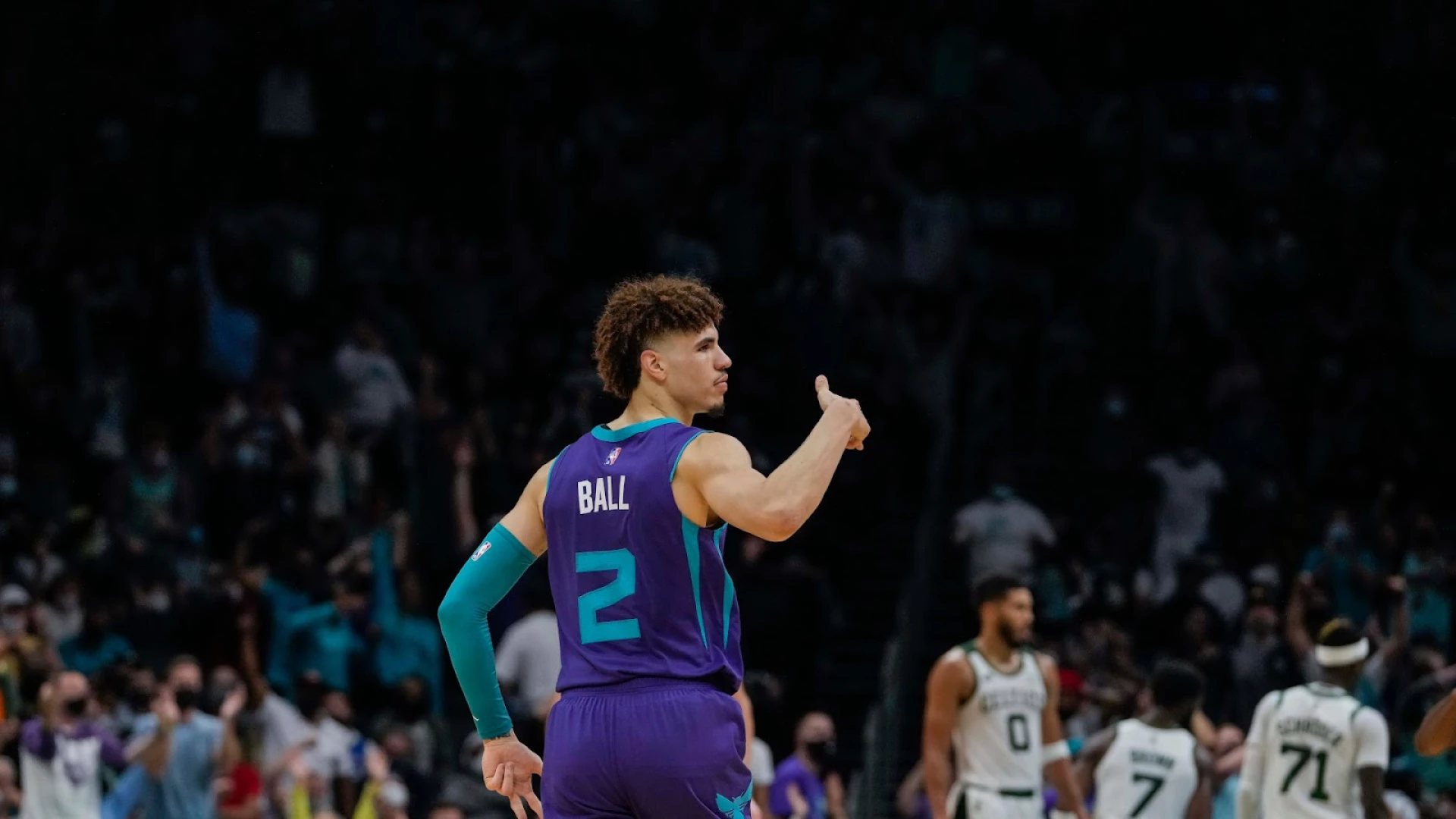 Odds To Make NBA Playoffs: Hornets (+300)