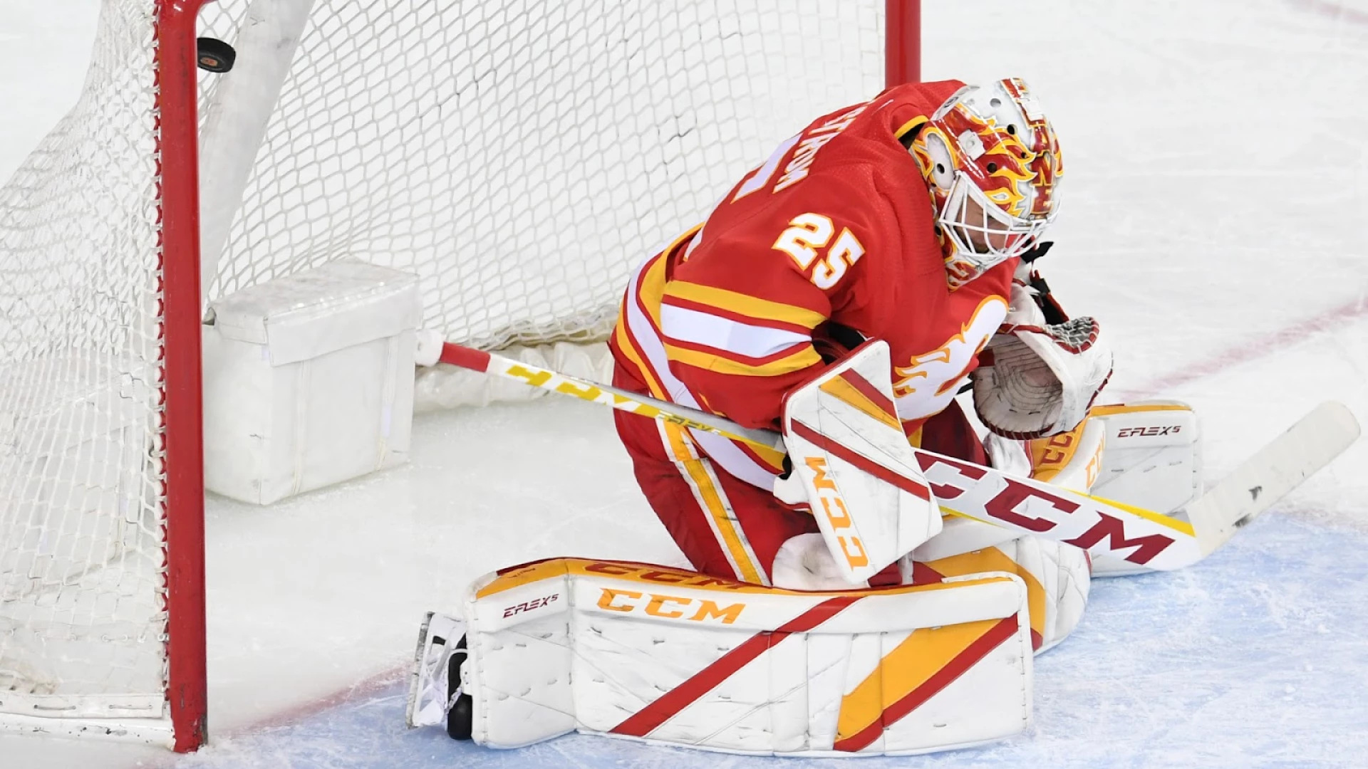 NHL Western Title Odds: Avs (-110), Flames (+300), Blues (+800)