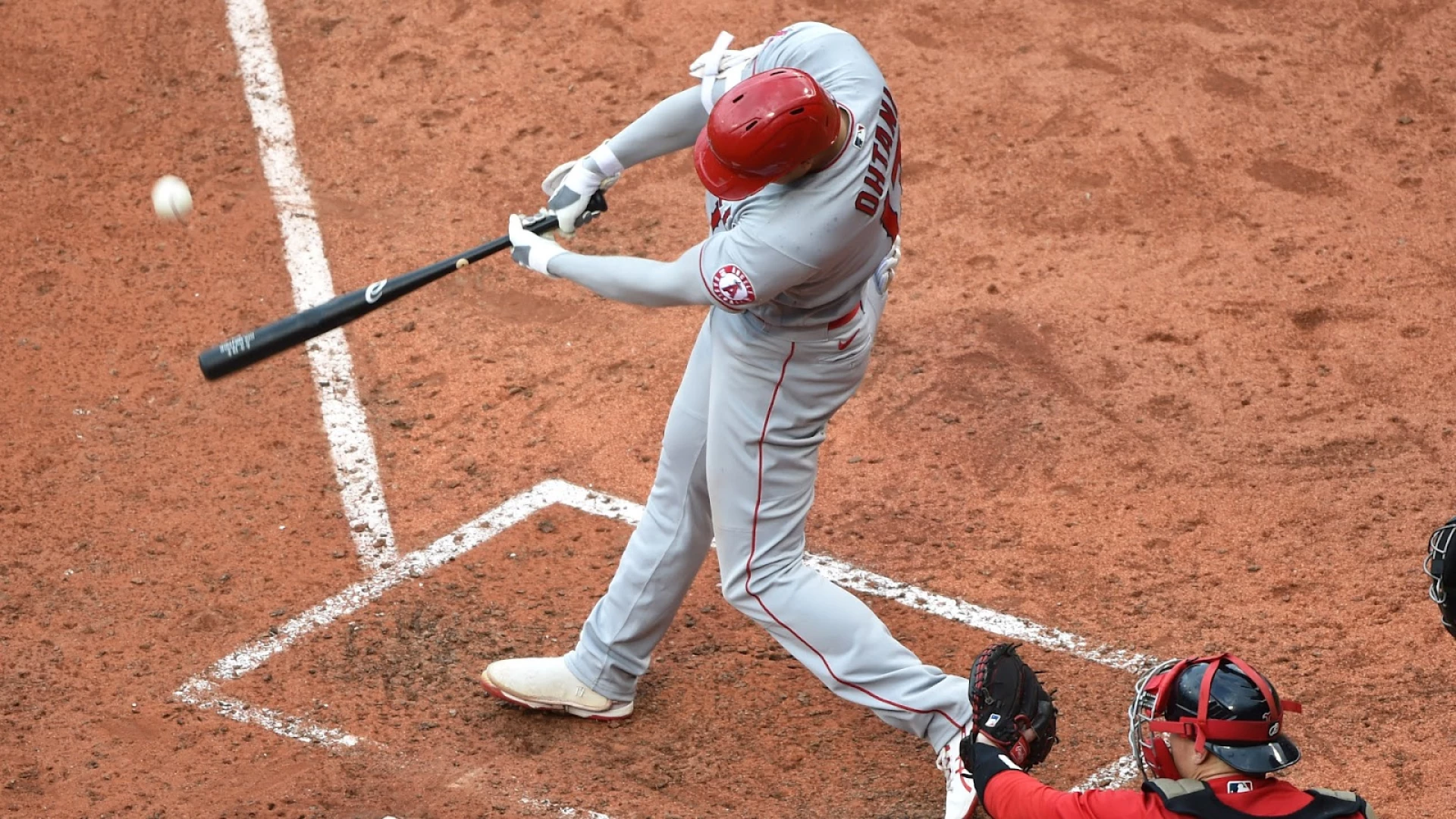Ohtani Goes 3-For-3 With HR On Tuesday, Odds Shorten For AL MVP