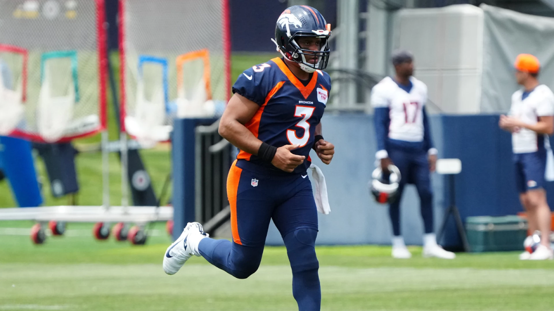 NFL 2022 Season-Long Props: Russell Wilson