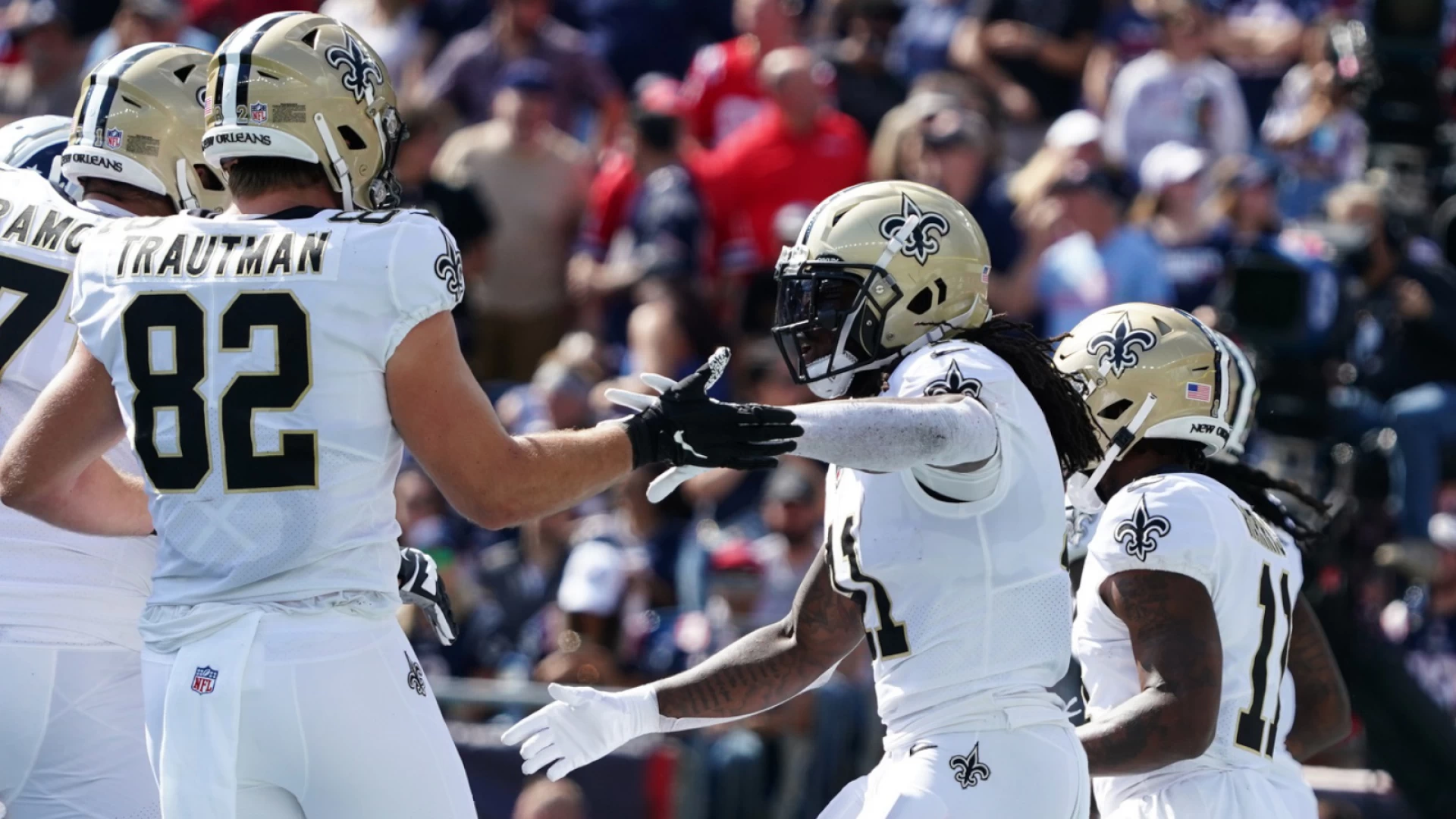 Saints Defeat Hurts-Less Eagles In Philadelphia