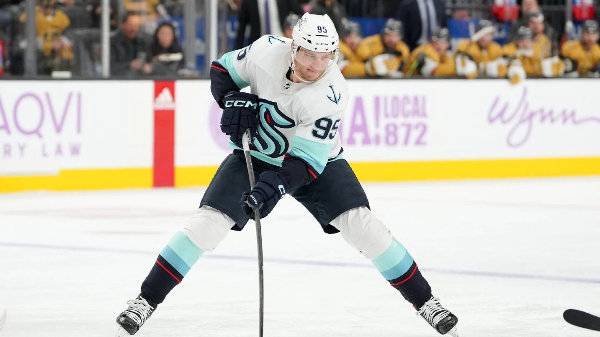 Kraken Shut Out Canadiens 4-0 On Monday