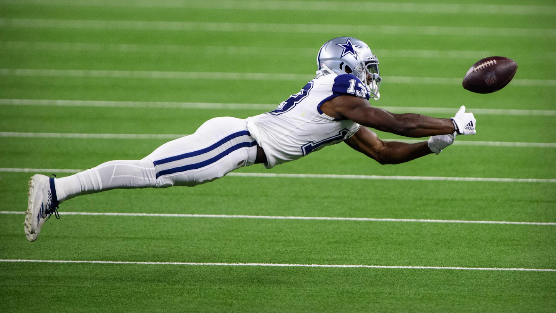 NFL Divisional Round Sunday DFS Preview: WR Michael Gallup Looks To Be A Cheap Yet Effective Option!
