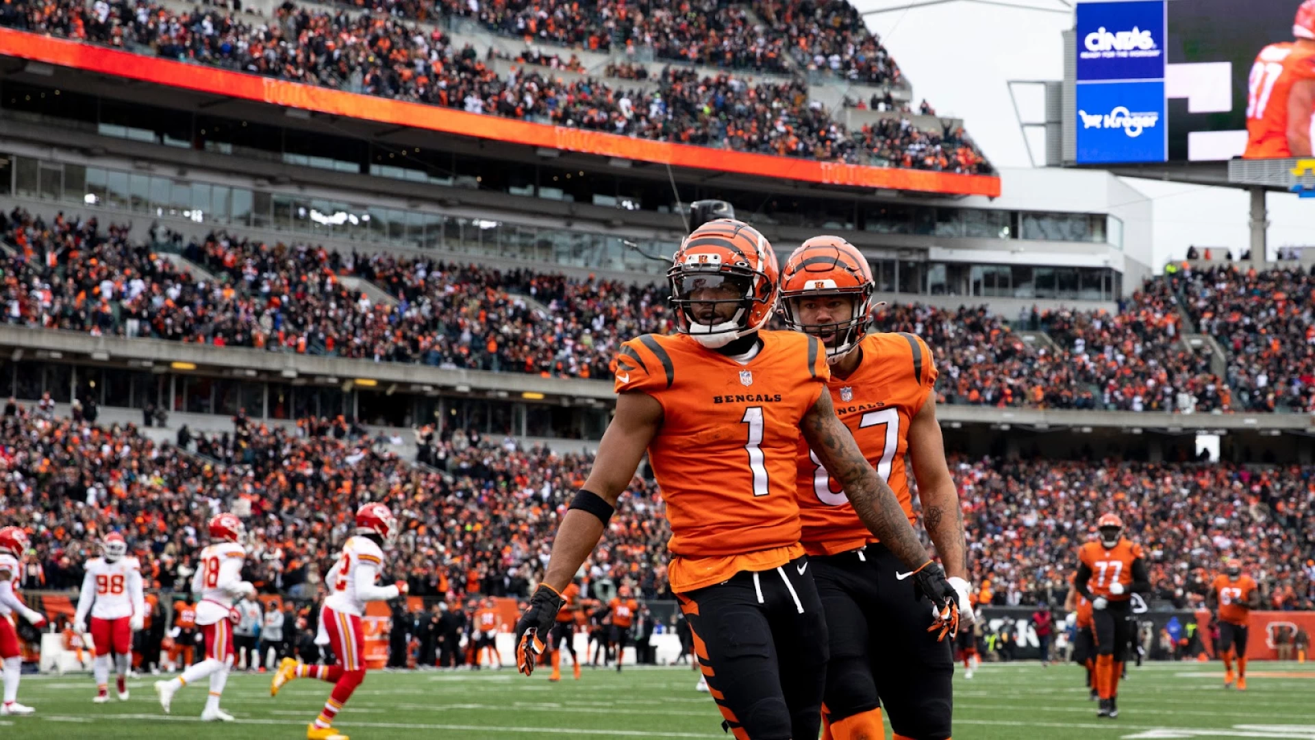 Which Conference Championship Game Will Be Higher Scoring?