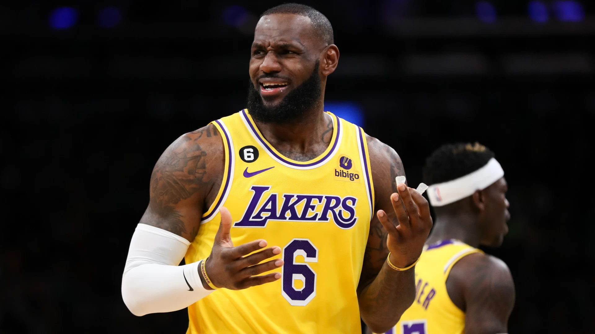 Blatant No-Call Decides Celtics Vs. Lakers On Saturday Night